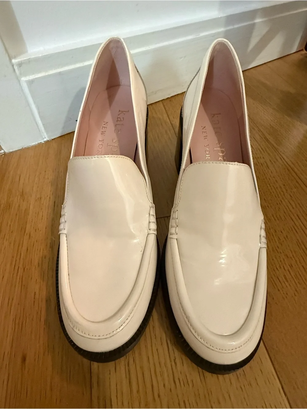 Kate Spade White Patent Leather Lori Heeled Loafer Pump size 7.5